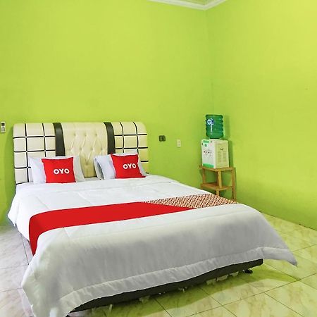 Oyo 91435 Berliany Home 2 Medan Exteriér fotografie